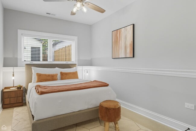 Building Photo - 547 N Springfield Ave