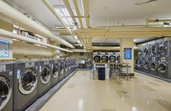 Building Photo - 10 Huron Ave