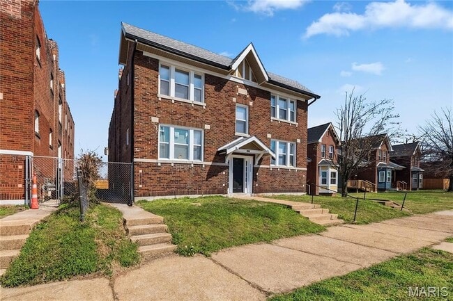 Building Photo - 4643 Evans Ave
