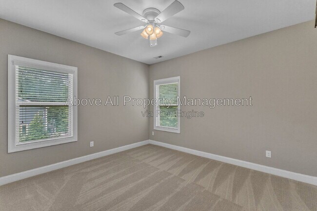 Building Photo - 8313 Henderson Rd