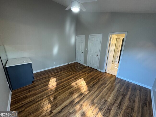 Building Photo - 2080 Racquet Club Cir NW