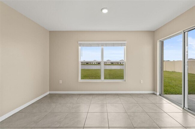 Building Photo - 16847 Delia St