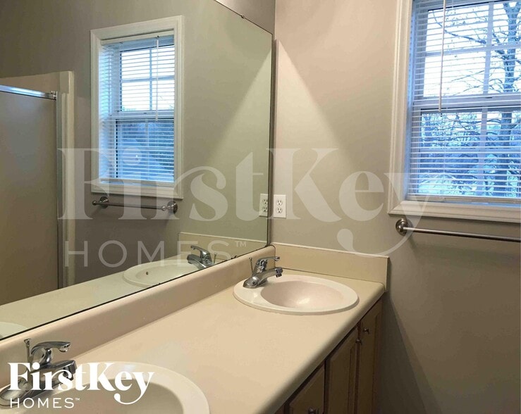 Building Photo - 3980 Orchard Knoll Dr