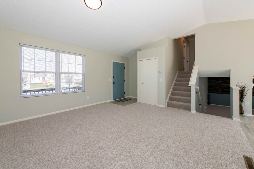 Building Photo - 291 Westgrove Ct