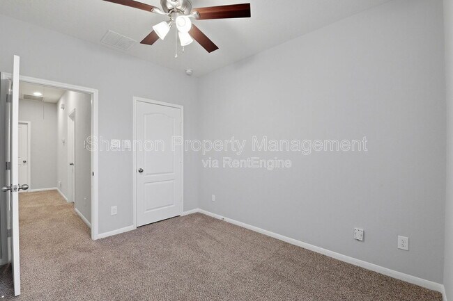 Building Photo - 17142 Amarose Dr