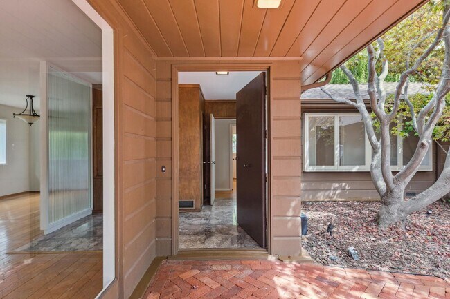 Building Photo - 5960 McAndrew Dr