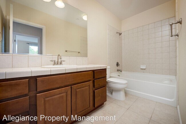 Building Photo - 3 br, 3 bath House - 7910 Walerga Rd Unit 706