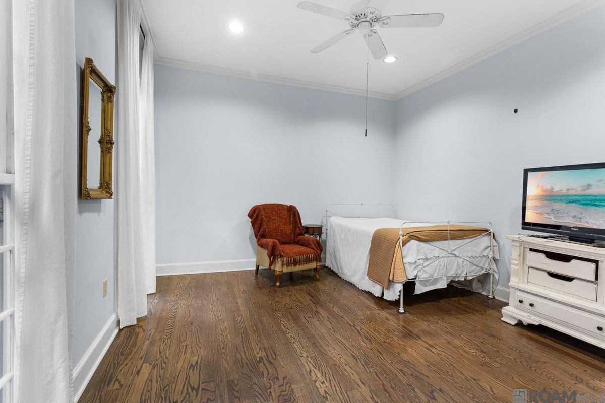 Building Photo - 7962 Wrenwood Blvd