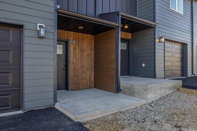 Building Photo - 3375 Crosswind Ct