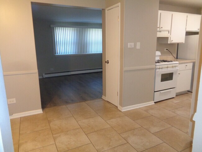 Building Photo - 10748 S Harlem Ave