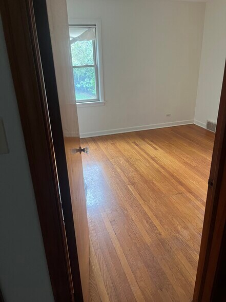 Building Photo - 10640 S Walden Pky