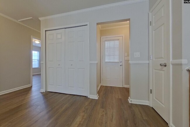 Building Photo - 180 Riglaw Cir