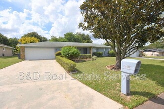 Building Photo - 6305 Christina Groves Cir E