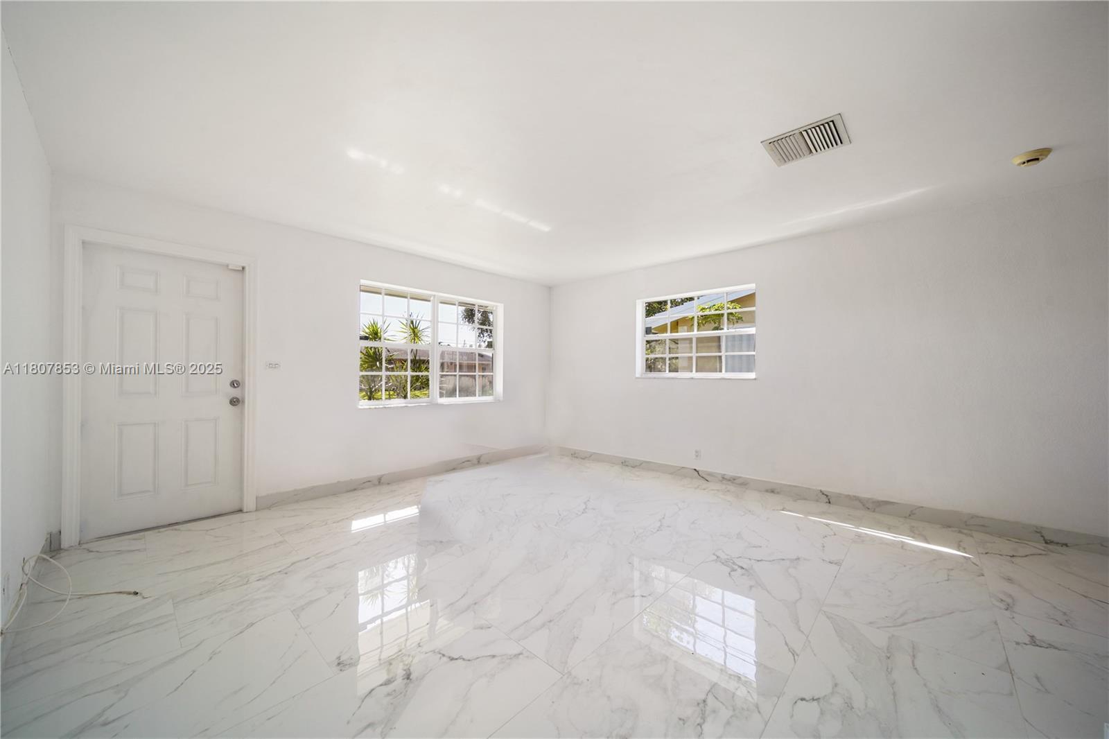 Building Photo - 2709 NW 54th St