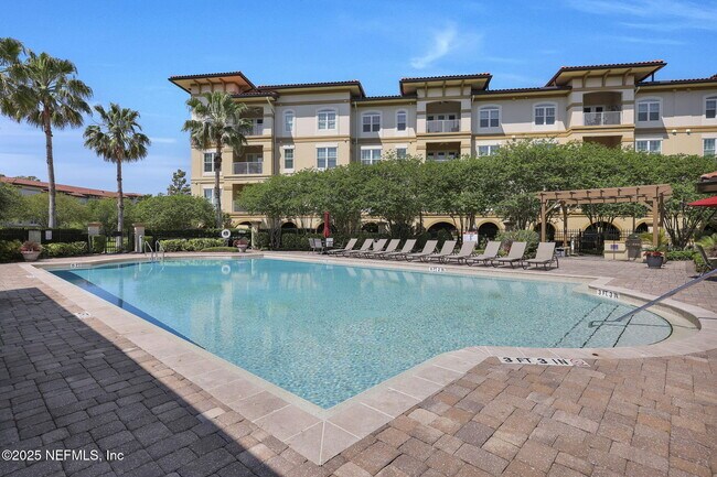 Building Photo - 4300 S Beach Pkwy