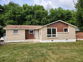 Building Photo - 3829 Crouch Dr