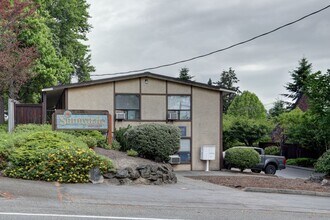 Building Photo - $500 Visa Card Plus 1 Month Free!! Nice Corner Unit Studio Apartment, Great Location!
