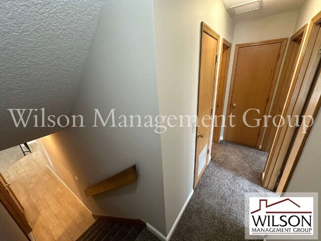 Building Photo - 840 Maraval Ct