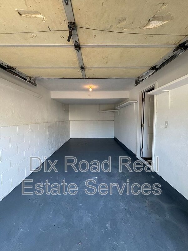 Building Photo - 2351 Wienburg Dr