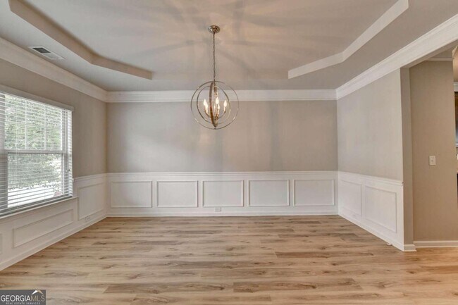 Building Photo - 648 Georgia Way