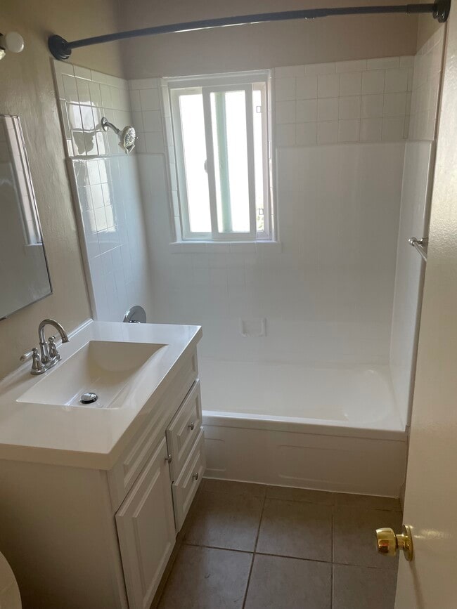 Bathroom - 5812 Coldwater Canyon Ave