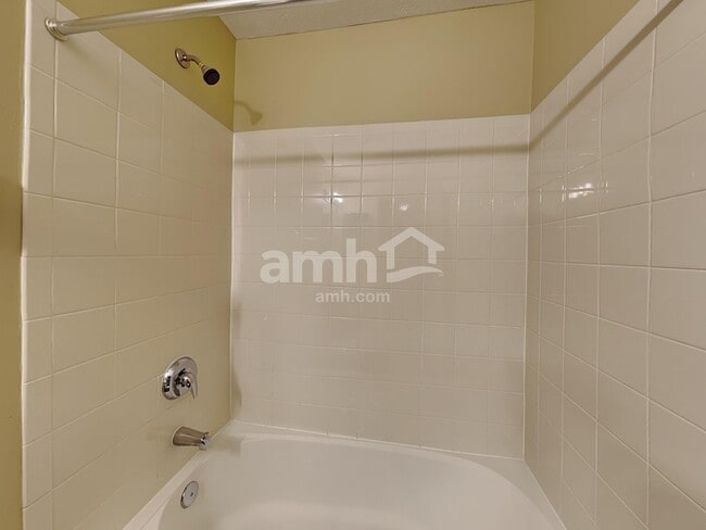 Building Photo - 7711 Powers Ridge Dr