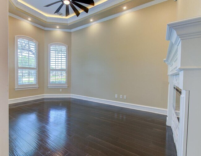 Building Photo - 1917 Lakecliff Hills Ln