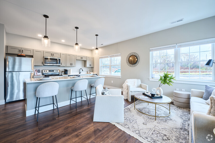 Primary Photo - Doud Luxury Apartment Homes - 1, 2, and 3 Bedrooms