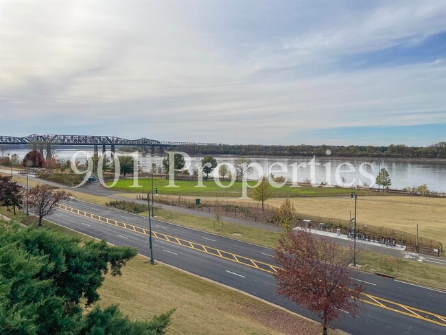 Building Photo - 44 Nottoway Blvd