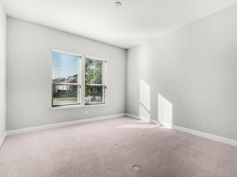 Building Photo - 13461 Lucena Ln