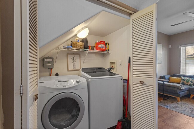 Building Photo - 91-1059-1059 Kaimalie St