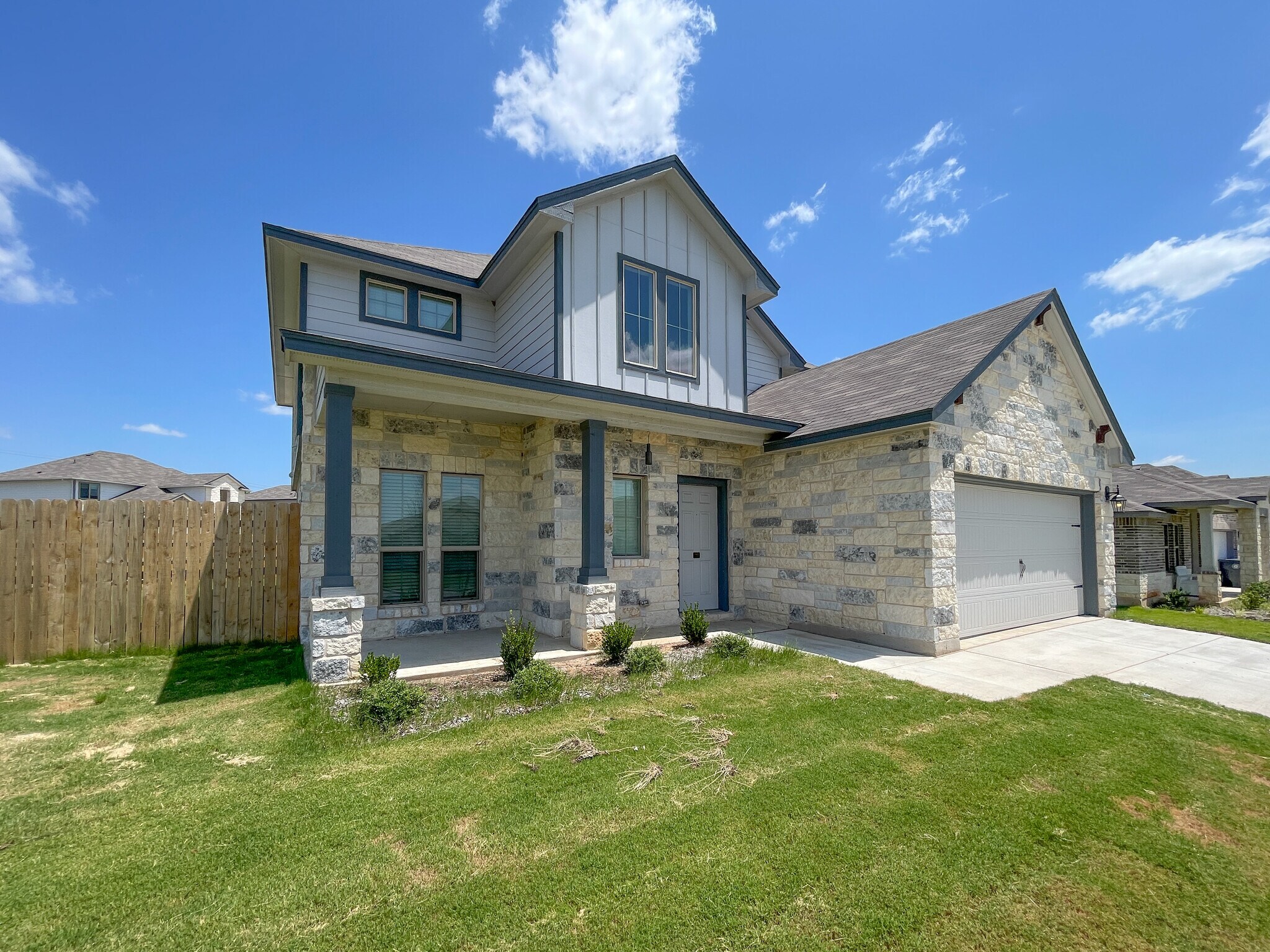 Building Photo - 5700 Foggy Lagoon Dr