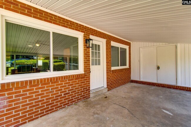 Building Photo - 1922 Fairlamb Ave
