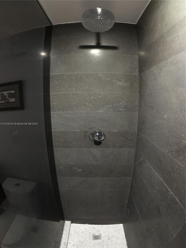 Building Photo - 555 NE 15th St