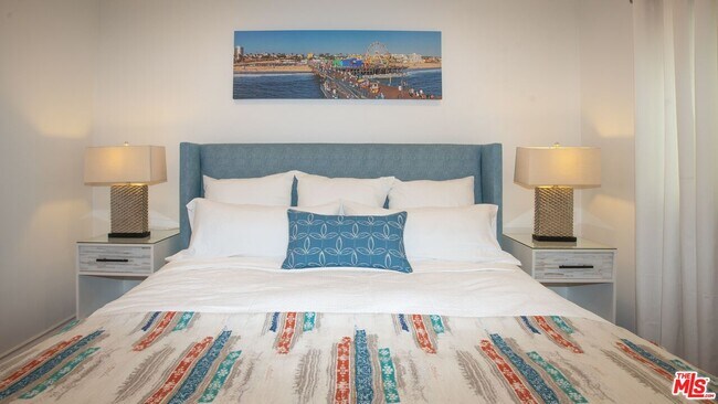 Building Photo - 2101 Ocean Ave