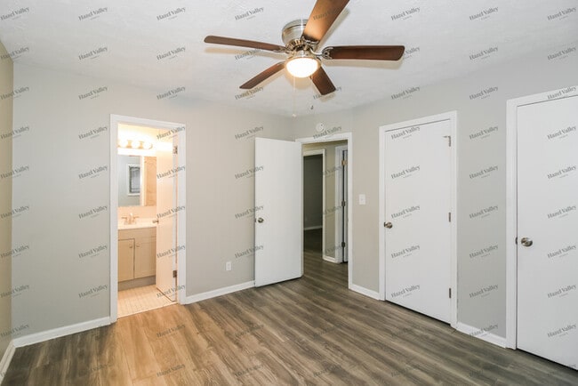 Building Photo - 1077 Ponderosa Park Dr