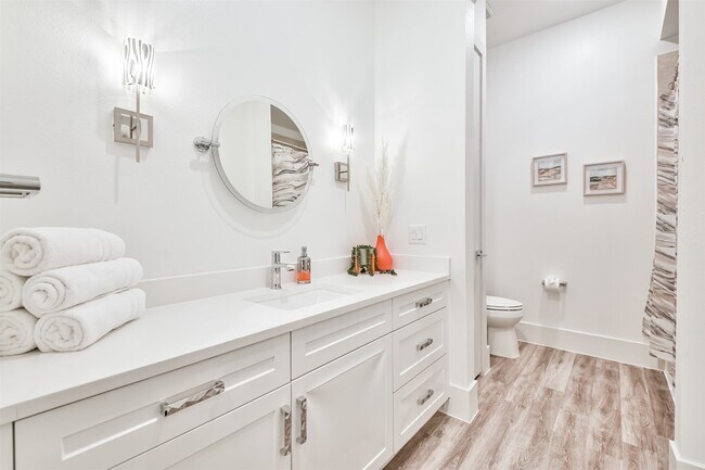 Building Photo - 15260 TX-105