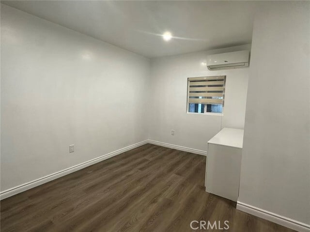 Building Photo - 3044 Hodges Ave