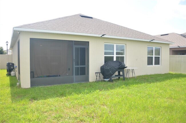 Building Photo - 511 Noble Ave