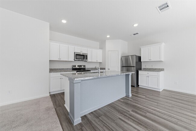 Building Photo - 9228 Boulder Blvd