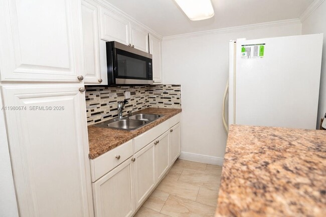 Building Photo - 2203 NW 55th Terrace