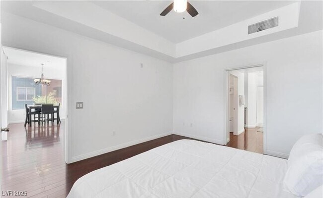 Building Photo - 47 E Agate Ave