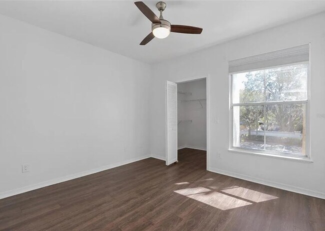 Building Photo - Stylish 2 Bed, 1 Bath Condo in Bella Terra...