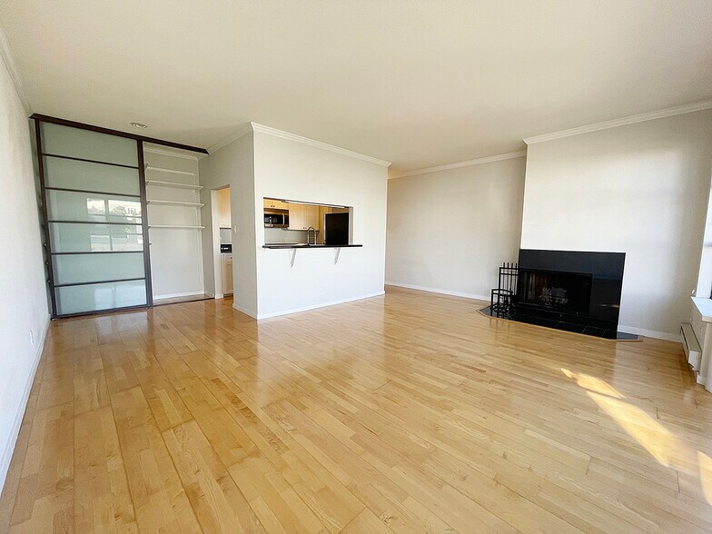 Building Photo - 1425 Vallejo St