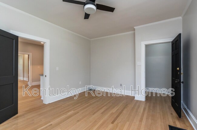 Building Photo - 161 Preston Ave