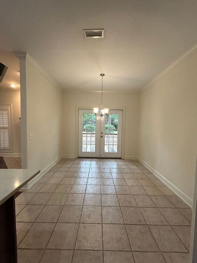 Building Photo - Tartan Pines, Rosemount Court, Enterprise, AL