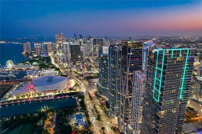 Building Photo - 1100 Biscayne Blvd
