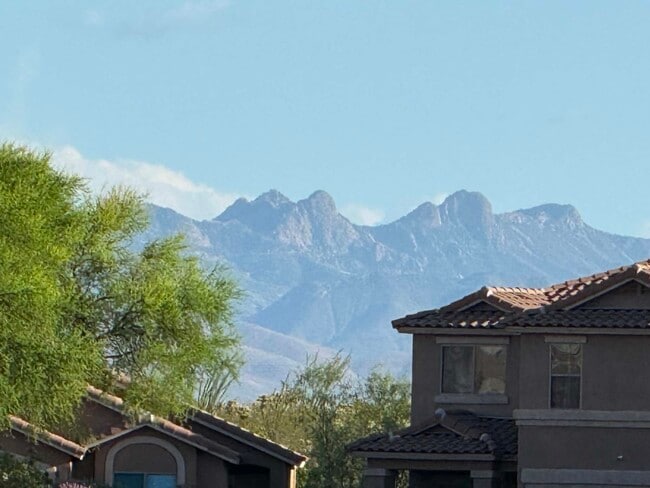 Building Photo - 8370 S Hunnic Dr
