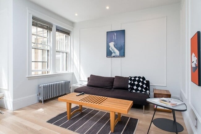 Building Photo - 455 Washington St