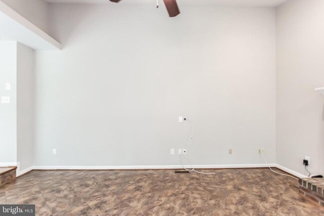 Building Photo - 1476 Powells Tavern Pl